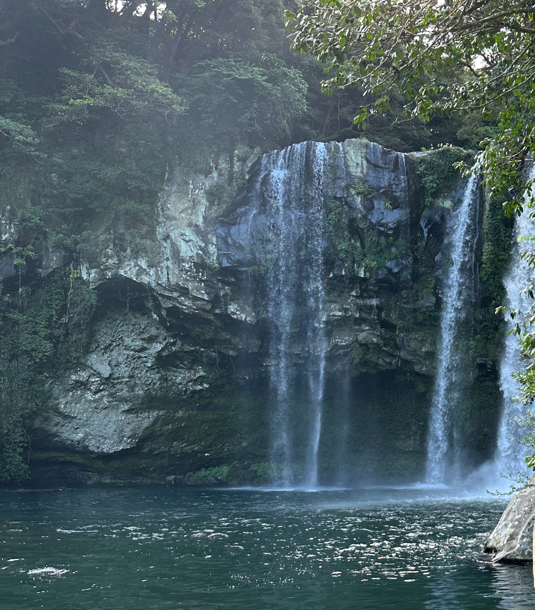 Cheonjiyeon Waterfall